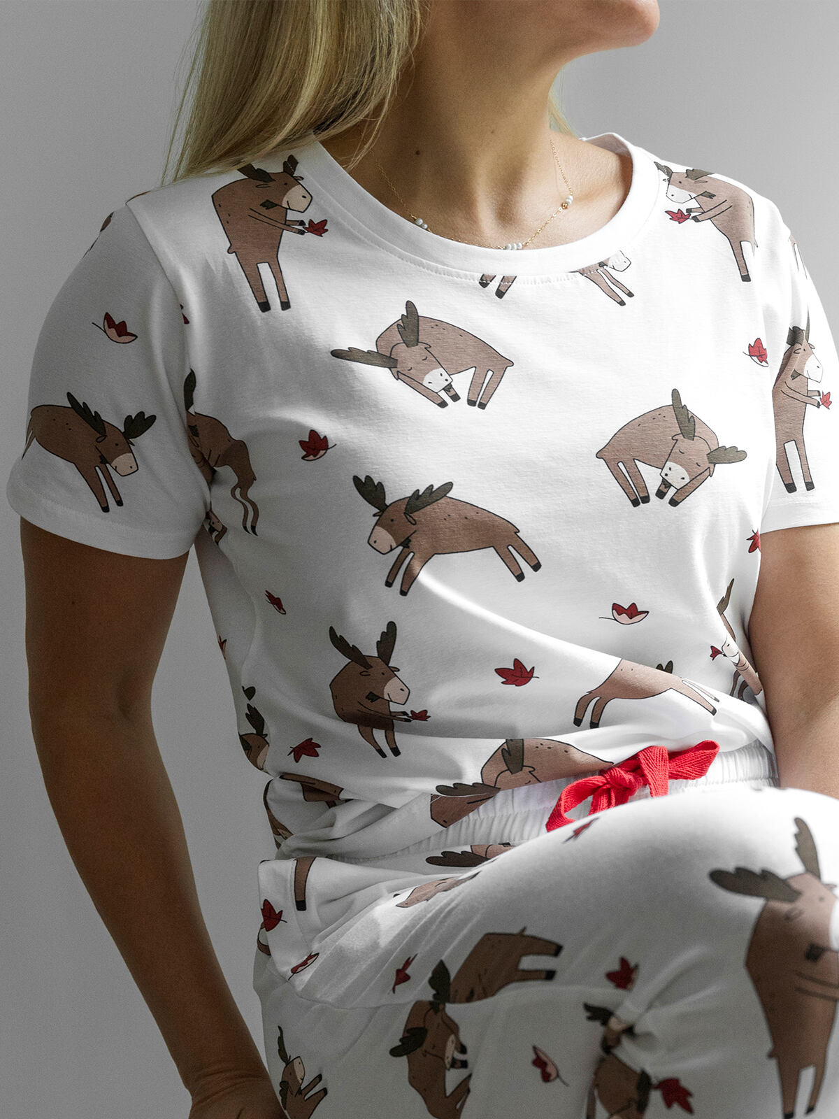 Moose Ladies T